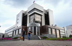 Руски опозиционен политик е арестуван за осъждане на войната в Украйна, съобщи партията му
