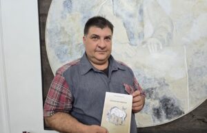 Свилен Димитров представи в Плевен книгата си „Селски му работи“