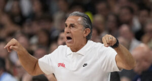 Старши треньорът на Маями Хийт Ерик Сполстра иска селекционера на Испания Серджо Скариоло за свой помощник