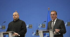 Съюзниците на Украйна са в готовност да плащат за производството на украинската отбранителна индустрия, заяви Умеров