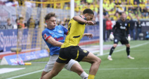 Хамбургер ШФ привлече полузащитник от Холщайн Кийл