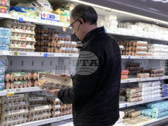 Администрацията на президента Доналд Тръмп съди щата Калифорния заради високите цени на яйцата