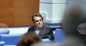 ОБНОВЕНА Асен Василев е депозирал иск в Районния съд във Варна за вреди, причинени от клеветнически твърдения на Пламенка Димитрова