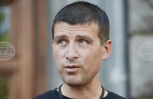 В България еврото се прие с лъжа, а лъжата никога не води до нещо добро, смята Ивелин Михайлов
