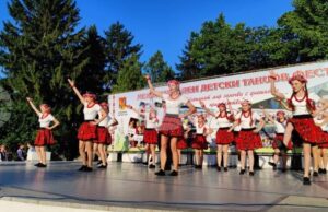 В Силистра откриха 27-ото издание на фестивала "Утрешният мир започва с днешното приятелство"