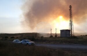В складовата база на ТЕЦ "Бобов дол" са горели въглища и слама, няма замърсяване на въздуха, съобщават от централата