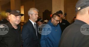 Вярвам в правосъдието и съм убеден в правотата си, каза пред съда кметът на Варна Благомир Коцев