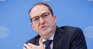 Германският вътрешен министър каза, че несъгласията в управляваща коалиция не са навредили на назначаването на бъдещи съдии