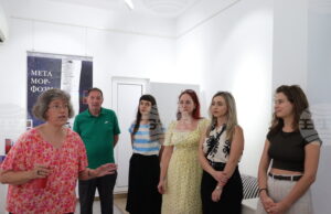 Доц. Регина Далкалъчева: Пожелавам на дипломниците да не забравят преживяната творческа наслада, създавайки независимо авторско издание