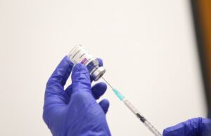 работа ваксинирани неваксинирани ваксината доза дози