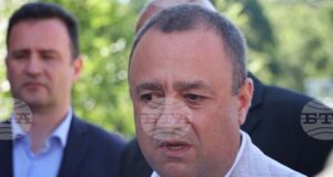 Засегнати от водния режим са 162 000 души, каза регионалният министър Иван Иванов