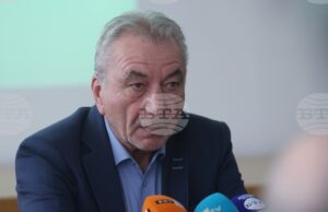 КЗК ще започне секторни анализи във финансовия сектор и при телекомуникациите, съобщи Росен Карадимов