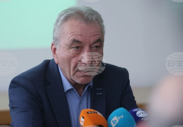 КЗК ще започне секторни анализи във финансовия сектор и при телекомуникациите, съобщи Росен Карадимов