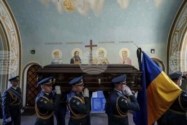 Киев отдаде почит на загинал в бойни действия украински пилот на Ф-16