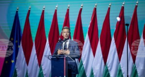 Лидерът на основната опозиционна партия в Унгария обеща рестартиране на икономиката, инвестиции и предвидима политика
