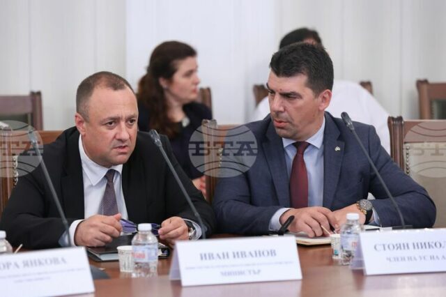 МРРБ подкрепя инициативата на МОСВ за законодателни изменения, които да облекчат режима за издаване на разрешение на ползване на вода, каза министър Иванов