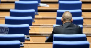 Народното събрание прие седмичната си програма за работа без промени