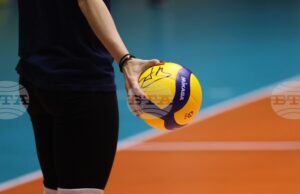 Националният тим на България по волейбол за жени до 19 години победи шампиона САЩ на Световното първенство в Осиек
