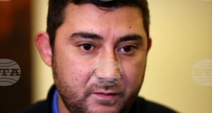 Не може произволно да се правят промени в реда и условията за паркиране, без да се знае финансовият ефект, заяви Корлос Контрера от ВМРО