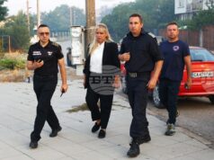 Няма замърсявания на въздуха от пожара, който горя тази нощ край Костинброд, съобщи областният управител Силвия Арнаутска