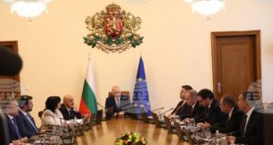 Освобождават се резерви от бутилирана вода за питейни нужди във връзка с обявеното бедствено положение в Хаджидимитрово и Горна Студена