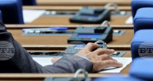 Отпадна парламентарният контрол от днешното пленарно заседание поради напредналото време