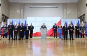 ПАП: Туск пренареди правителството си