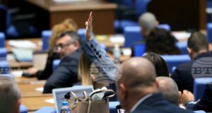 Парламентът не прие да включи в програмата си правилата за дейността на номинационната комисия, свързана с избора на антикорупционната комисия