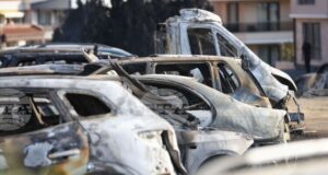 Пожарът в Свети Влас, изпепелил десетки коли, е тръгнал от цигара, смята кметът на курортния град