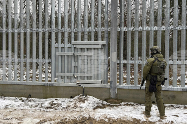 Полша изпраща 5000 войници, които да помагат при проверките на германската граница