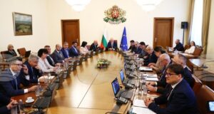 Премиерът Росен Желязков поиска от финансовия министър Теменужка Петкова да разясни данните за инфлацията