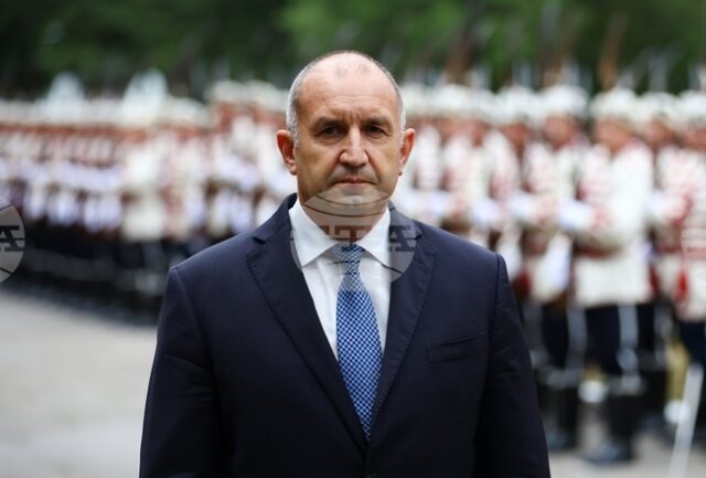 Румен Радев