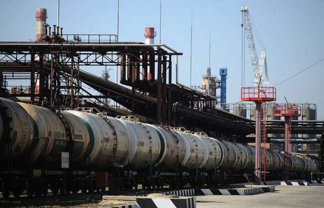 Русия отчет спад в производството на нефт. Как санкциите се отразяват на икономиката на страната?