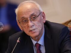 Скрининговата програма за рак на маточната шийка е насочена към 25-65-годишни жени, без значение от здравноосигурителния им статус, каза министър Кирилов
