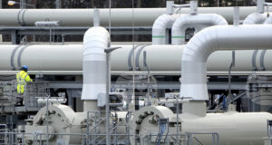 Украйна подписа споразумение за доставка на газ от азербайджанската СОКАР през България