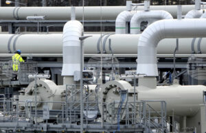 Украйна подписа споразумение за доставка на газ от азербайджанската СОКАР през България