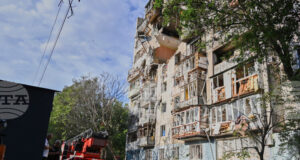 Украйна съобщи, че е свалила 309 от 324 дрона, изстреляни тази нощ от Русия