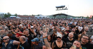 Фестивалът Midalidare Rock In The Wine Valley започва утре с участието на Manowar