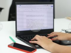 Хората, които редовно работят от вкъщи, са шест пъти по-склонни да работят в свободното си време, сочат данни, цитирани от Европейската конфедерация на профсъюзите