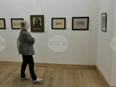 Художникът Атанас Яранов има точна рисунка, с която анализира света около себе си, казва за БТА изкуствоведът Пламена Димитрова-Рачева