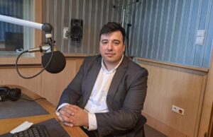 Цветомир Николов