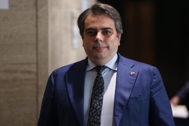 Асен Василев