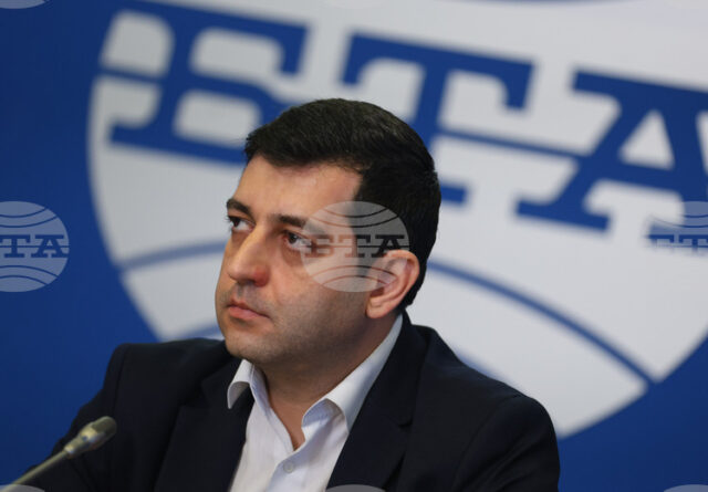 ИНТЕРВЮ
                                                                                                Търговията на дребно ще има особено отговорна роля през първия месец на 2026 г., каза изпълнителният директор на СМТ Николай Вълканов