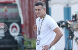"Бяхме наясно, че ще бъде труден мач", призна старши треньорът на Локомотив (София) Станислав Генчев