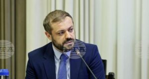 АРМЕНПРЕС: Армения се превърна от износител на скрап в производител, който се стреми да изнася готова продукция, заяви министърът на икономиката
