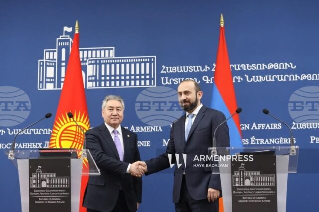 АРМЕНПРЕС: Киргизстан поздрави Армения за споразумението от Вашингтон