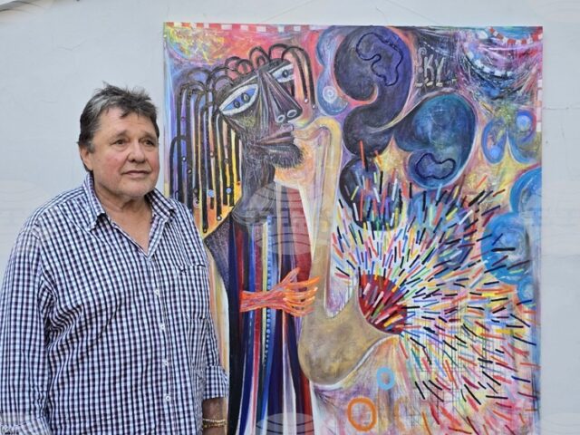 Аз съм един непоправим и трудно разваляем оптимист, каза пред БТА художникът Румен Рачев