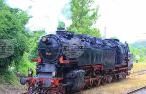 Атракционен влак с парен локомотив ще пристигне в Долни Раковец в Деня на Съединението
