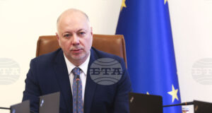 Всички канали за подкрепа на Украйна трябва да продължат да се прилагат като ключов елемент от гаранциите за сигурност, смята премиерът Росен Желязков