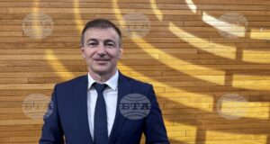 Новите отдели - „Родина“ в Индиана и „Братя Миладинови“ в Лос Анджелис, са интегрирани в Македонската патриотична организация в САЩ и Канада